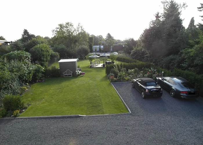 Bed&Breakfast Meerbusch 3*